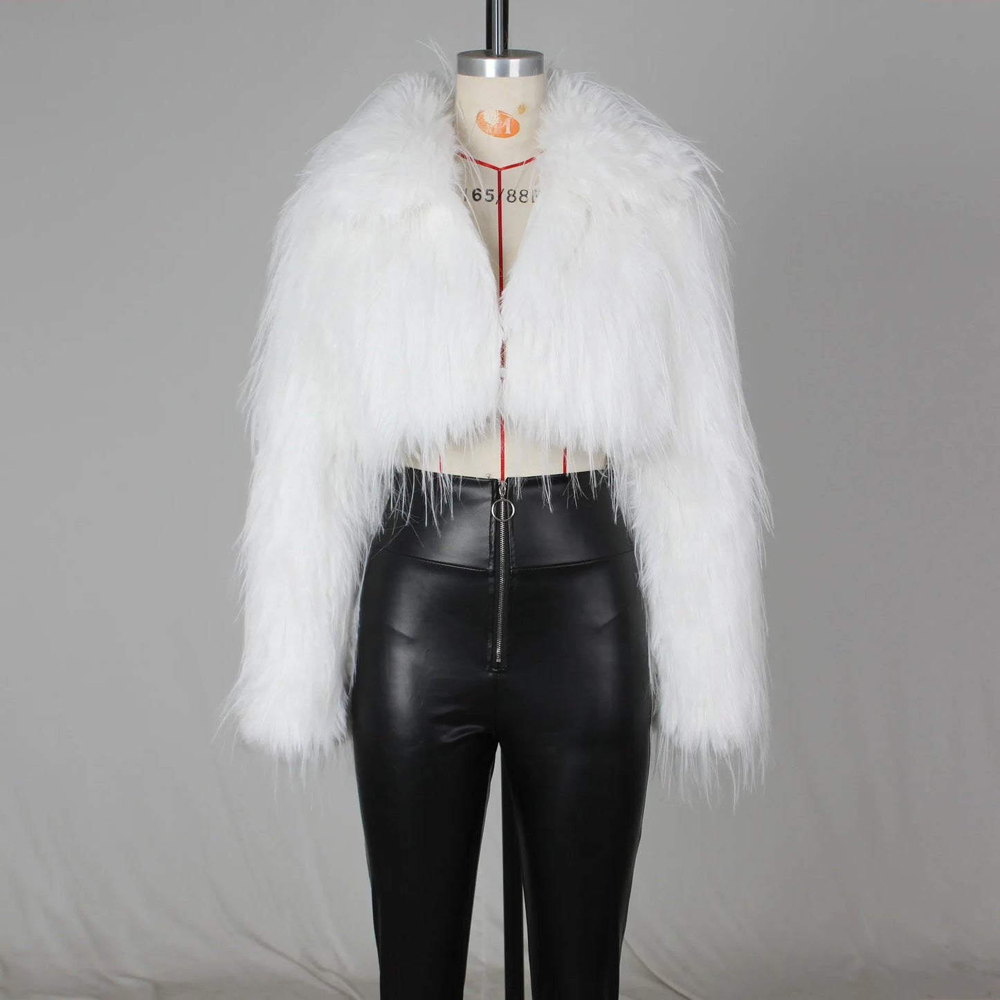 Shaggy Faux Fur Coat Woman Winter Cropped Jacket Pink White Black 2024 Street Fashion Sexy Fuzzy Outwears D48-HH76